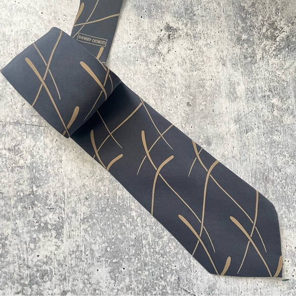Giorgio Armani Vintage 1980’s Slim Silk Tie - Picture 1 of 5